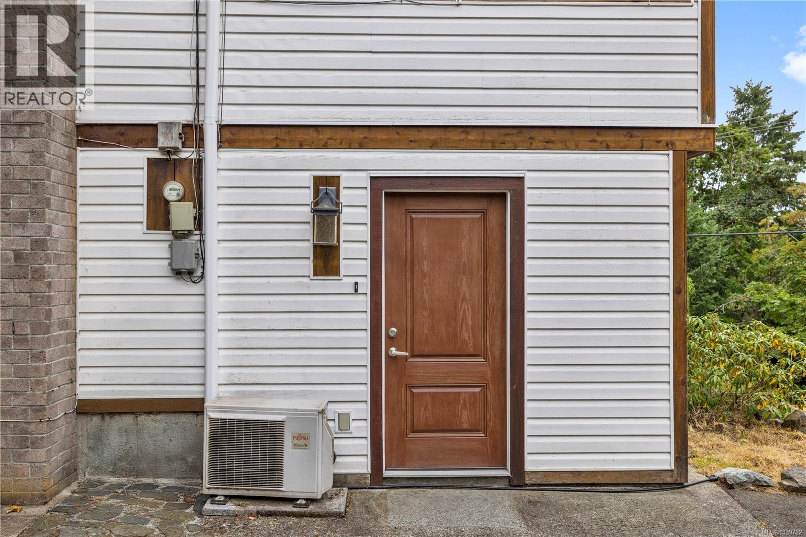 Listing image 42