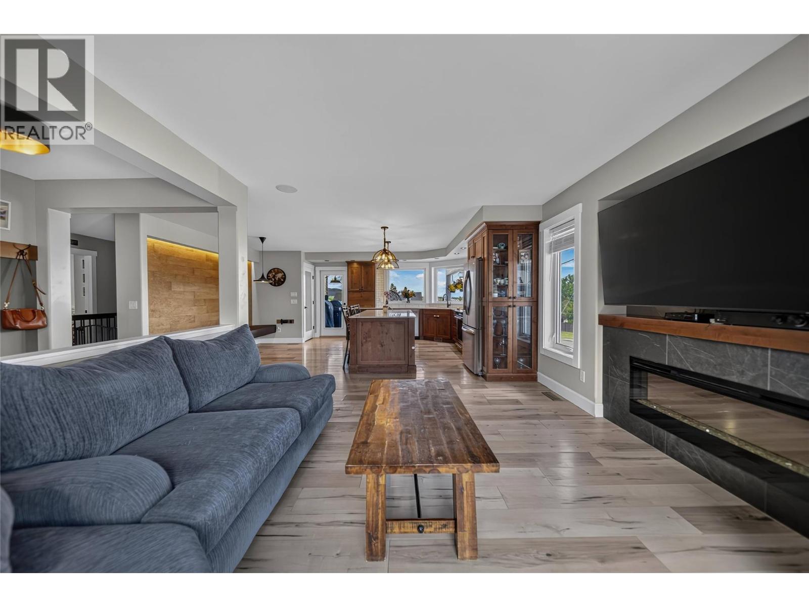324 17th Street S, Cranbrook, British Columbia  V1C 0B8 - Photo 8 - 10391955