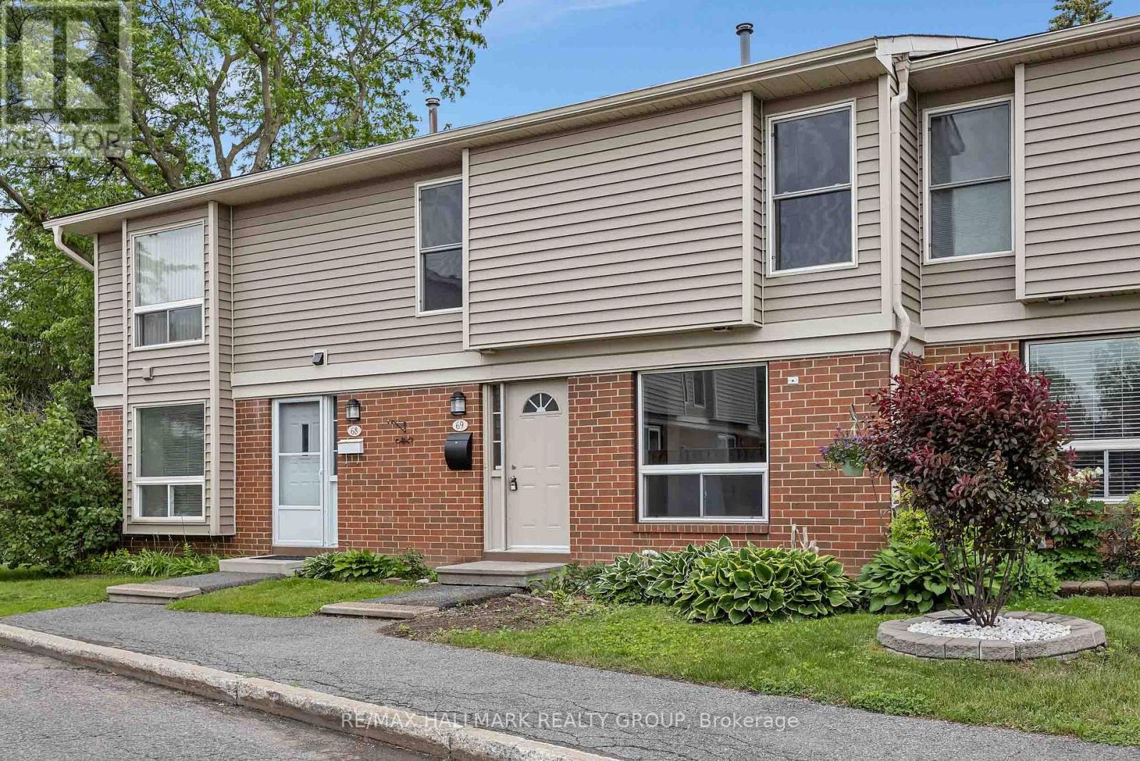 69 - 820 Cahill Drive W, Ottawa, Ontario  K1V 9K4 - Photo 2 - X13496296