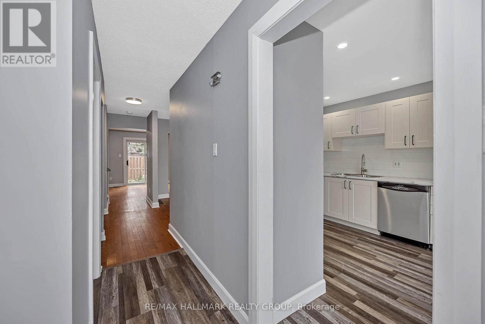 69 - 820 Cahill Drive W, Ottawa, Ontario  K1V 9K4 - Photo 5 - X13496296