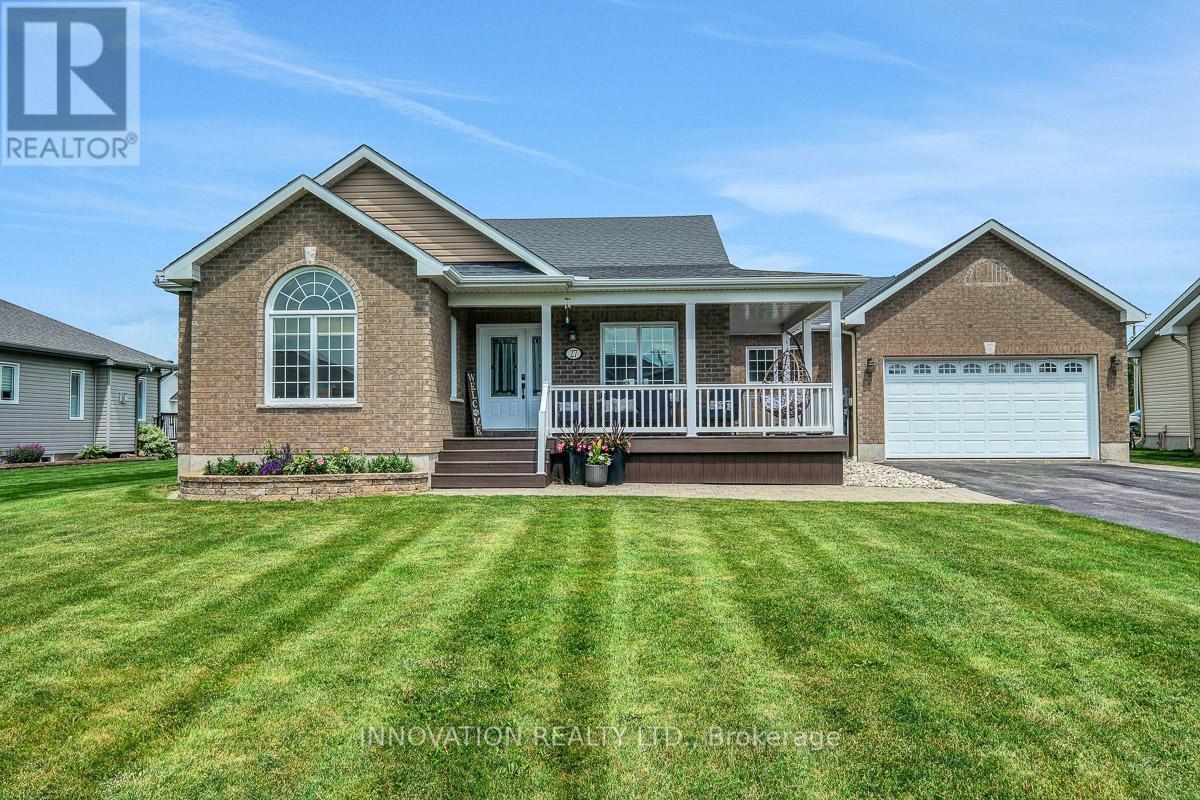 27 CHRISTIE LANE, North Dundas, Ontario