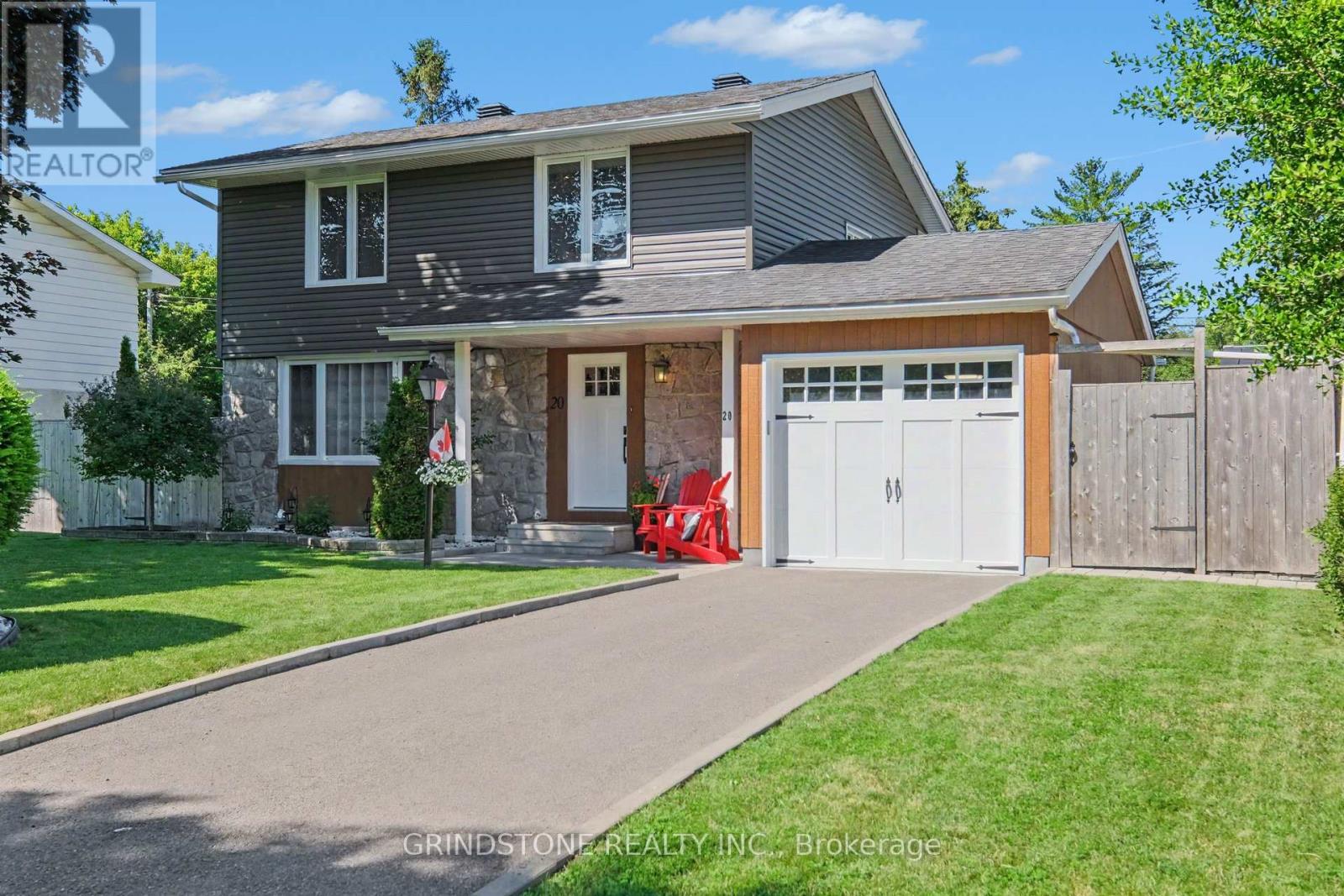 20 LAVINA CRESCENT, Ottawa