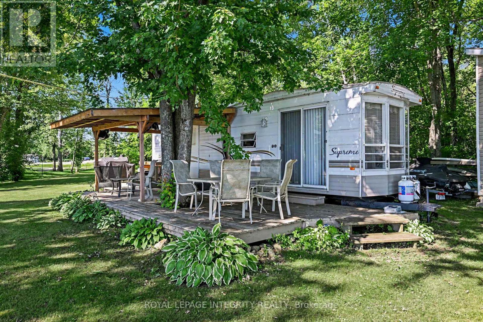 119 Forrest Drive, Drummond/north Elmsley, Ontario  K7H 3C8 - Photo 2 - X12493650