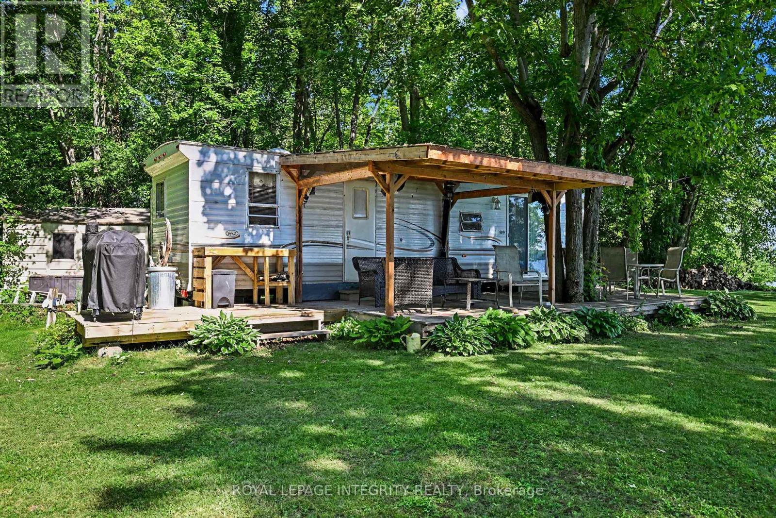 119 Forrest Drive, Drummond/north Elmsley, Ontario  K7H 3C8 - Photo 6 - X12493650