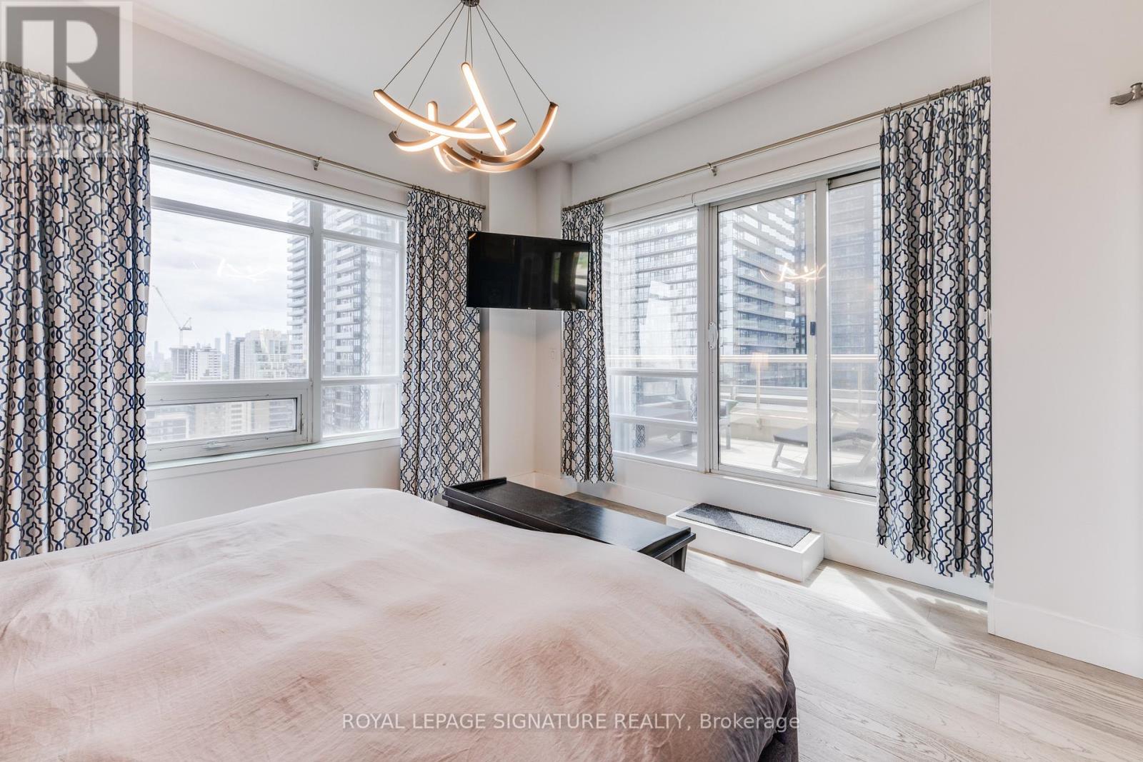 1801 - 900 Mt Pleasant Road, Toronto, Ontario  M4P 3J9 - Photo 41 - C13235930