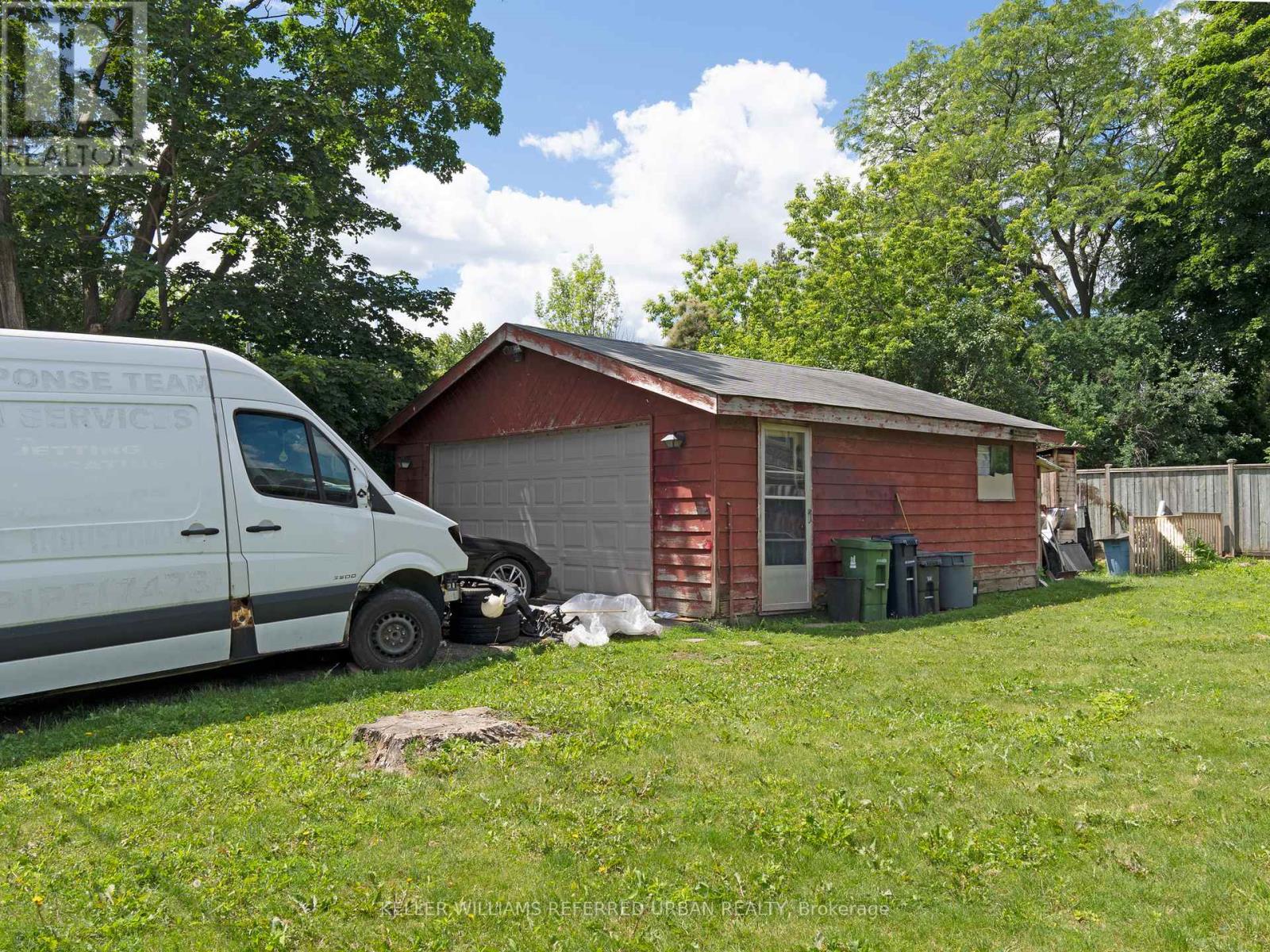 153 Newton Drive, Toronto, Ontario  M2M 2N4 - Photo 13 - C13445996