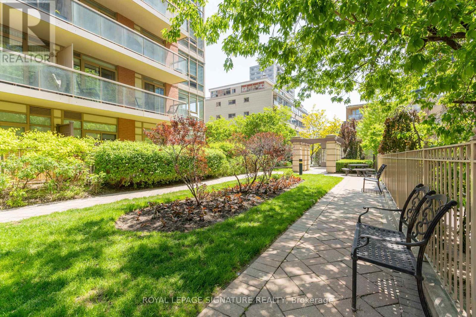 1801 - 900 Mt Pleasant Road, Toronto, Ontario  M4P 3J9 - Photo 49 - C13235930