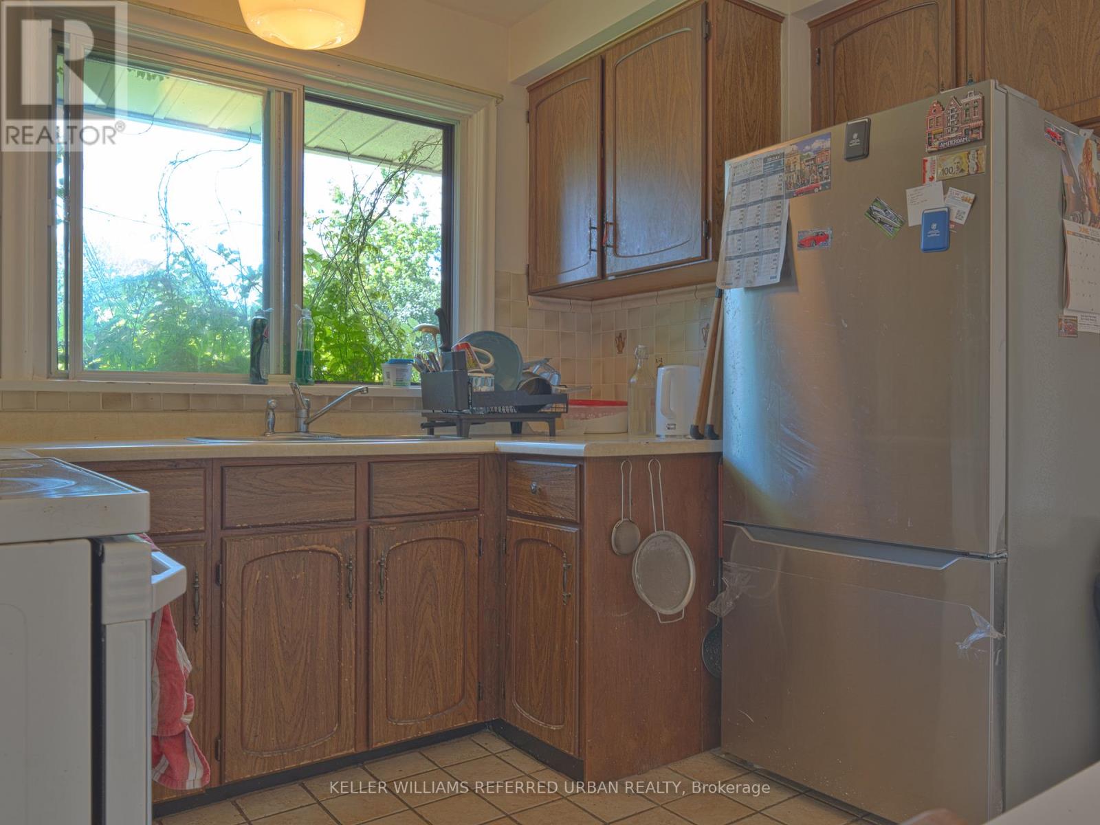 153 Newton Drive, Toronto, Ontario  M2M 2N4 - Photo 25 - C13445996