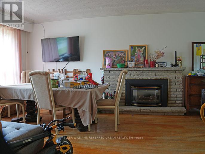 153 Newton Drive, Toronto, Ontario  M2M 2N4 - Photo 41 - C13445996