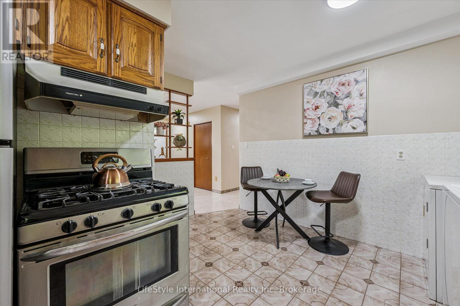 113 Applewood Crescent, Guelph (Junction/onward Willow), Ontario  N1H 6B3 - Photo 14 - X13496294