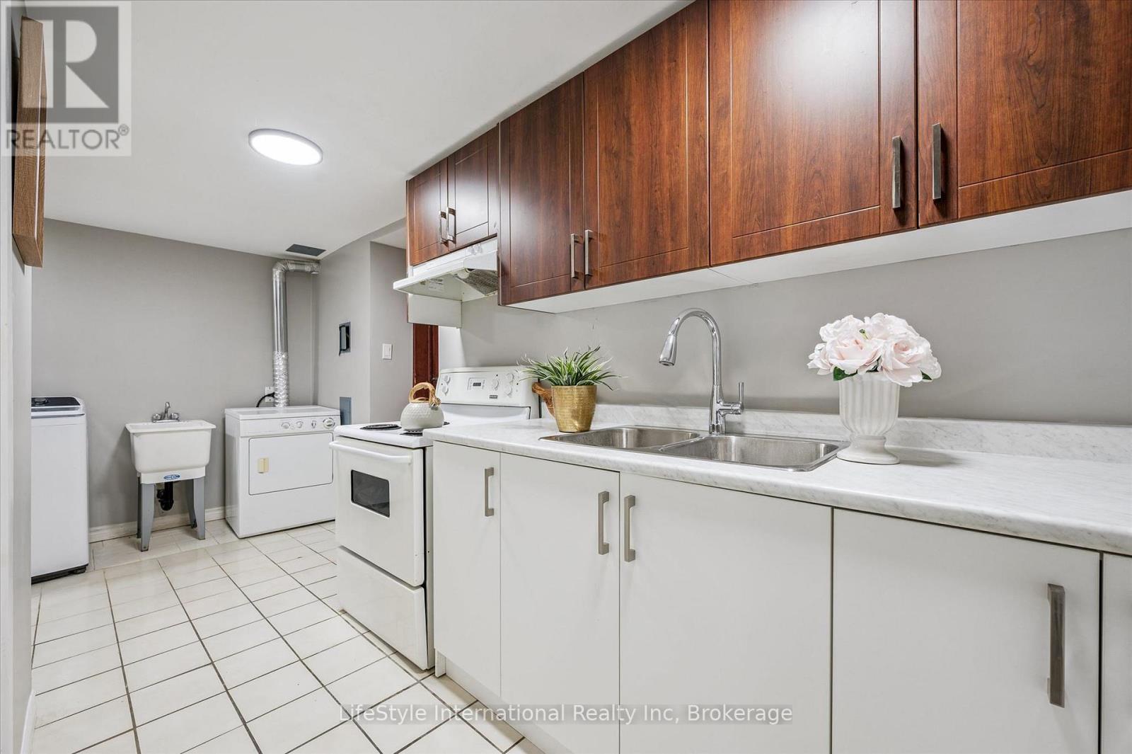 113 Applewood Crescent, Guelph (Junction/onward Willow), Ontario  N1H 6B3 - Photo 29 - X13496294