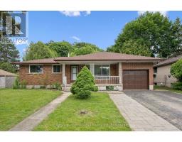 113 APPLEWOOD CRESCENT, Guelph, Ontario