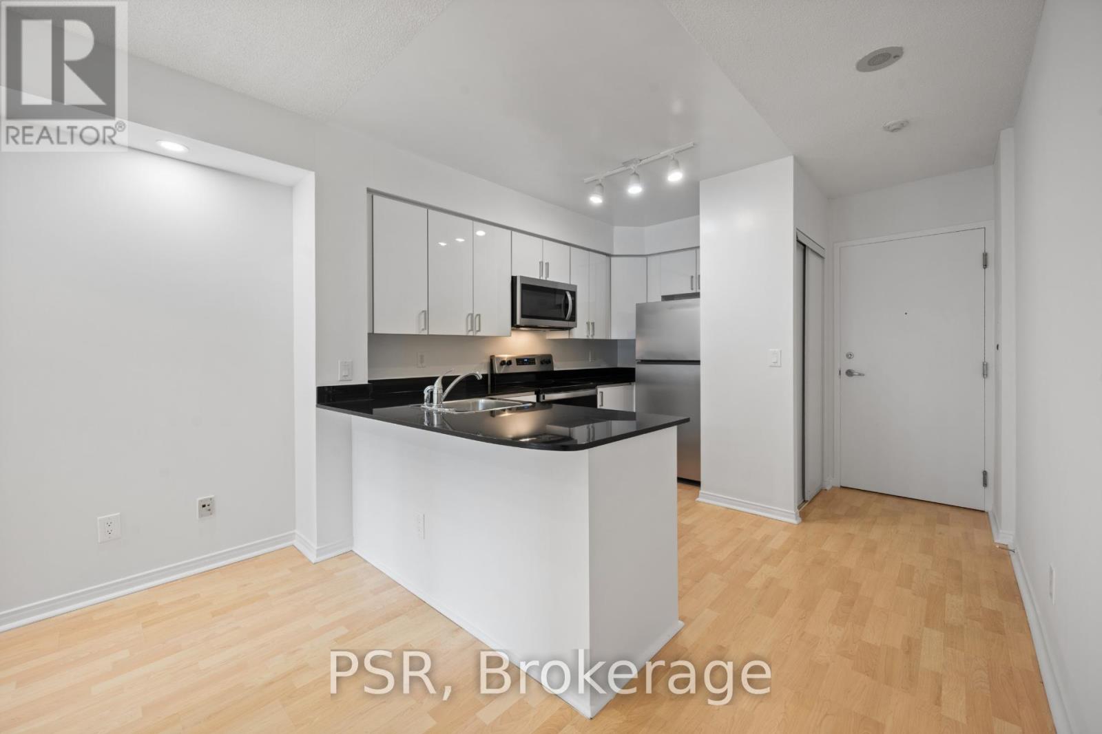723 - 50 John Street, Toronto, Ontario  M5V 3T5 - Photo 2 - C13496378