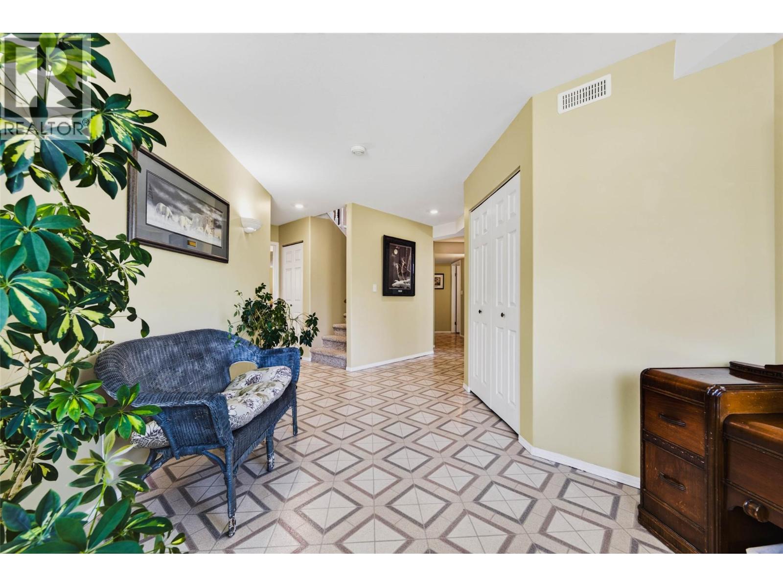 Listing image 39