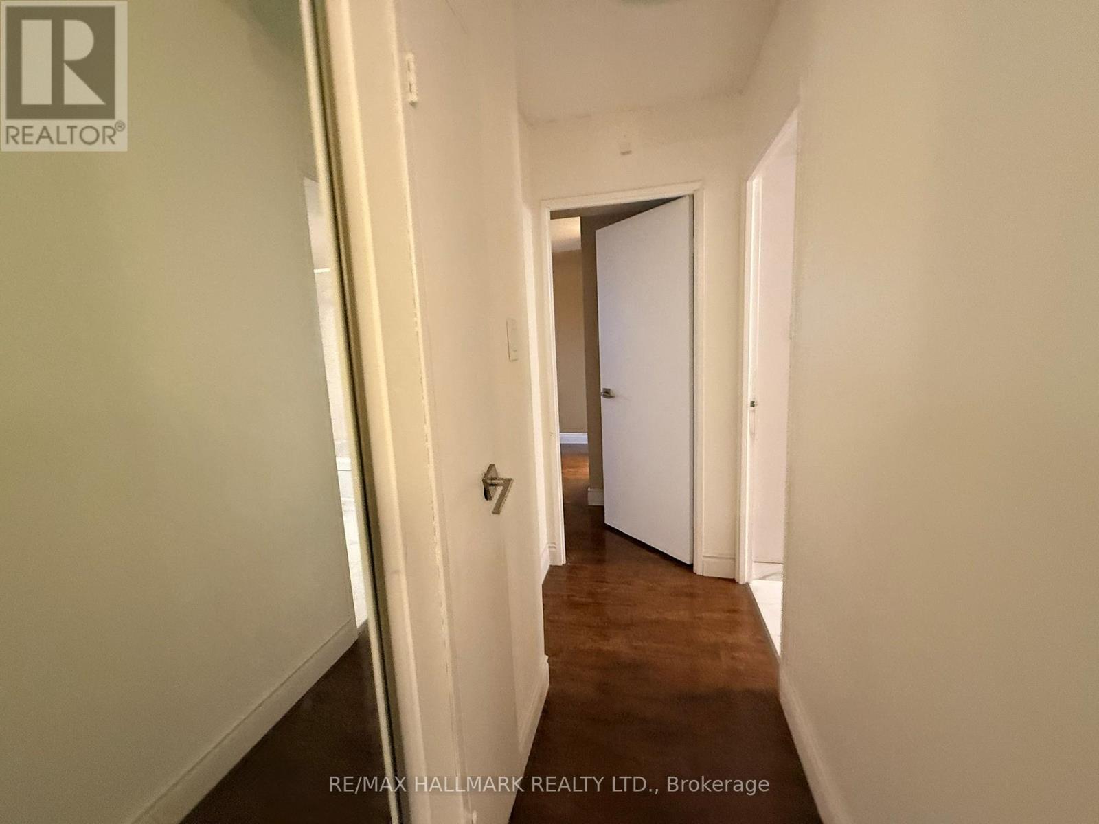 1612 - 121 Ling Road, Toronto, Ontario  M1E 4Y2 - Photo 4 - E13496312