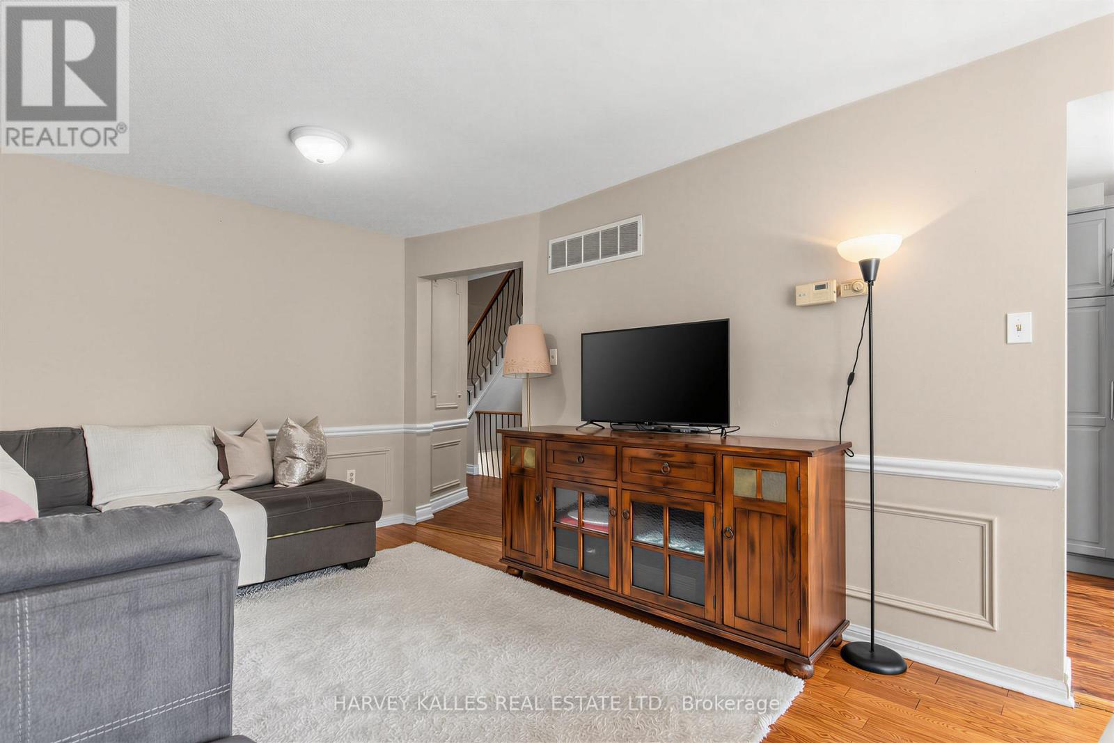 2 - 1180 Sandhurst Circle, Toronto, Ontario  M1V 1T8 - Photo 5 - E13496416