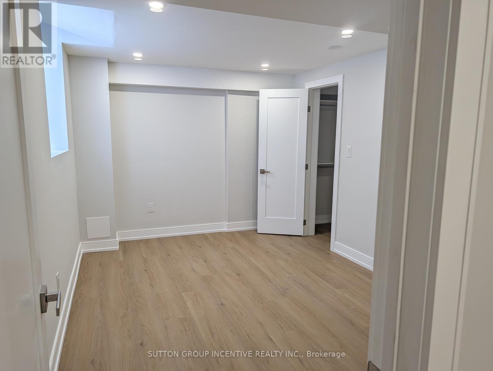 Lower - 9 Cowels Court, Richmond Hill, Ontario  L4C 9A7 - Photo 10 - N13496350