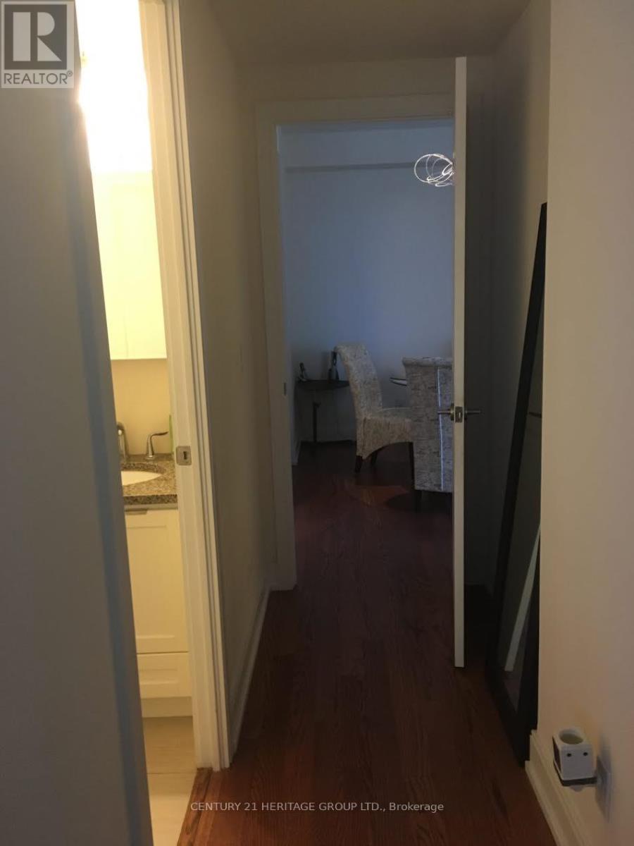 1005 - 9088 Yonge Street, Richmond Hill, Ontario  L4C 0Y6 - Photo 7 - N13496436