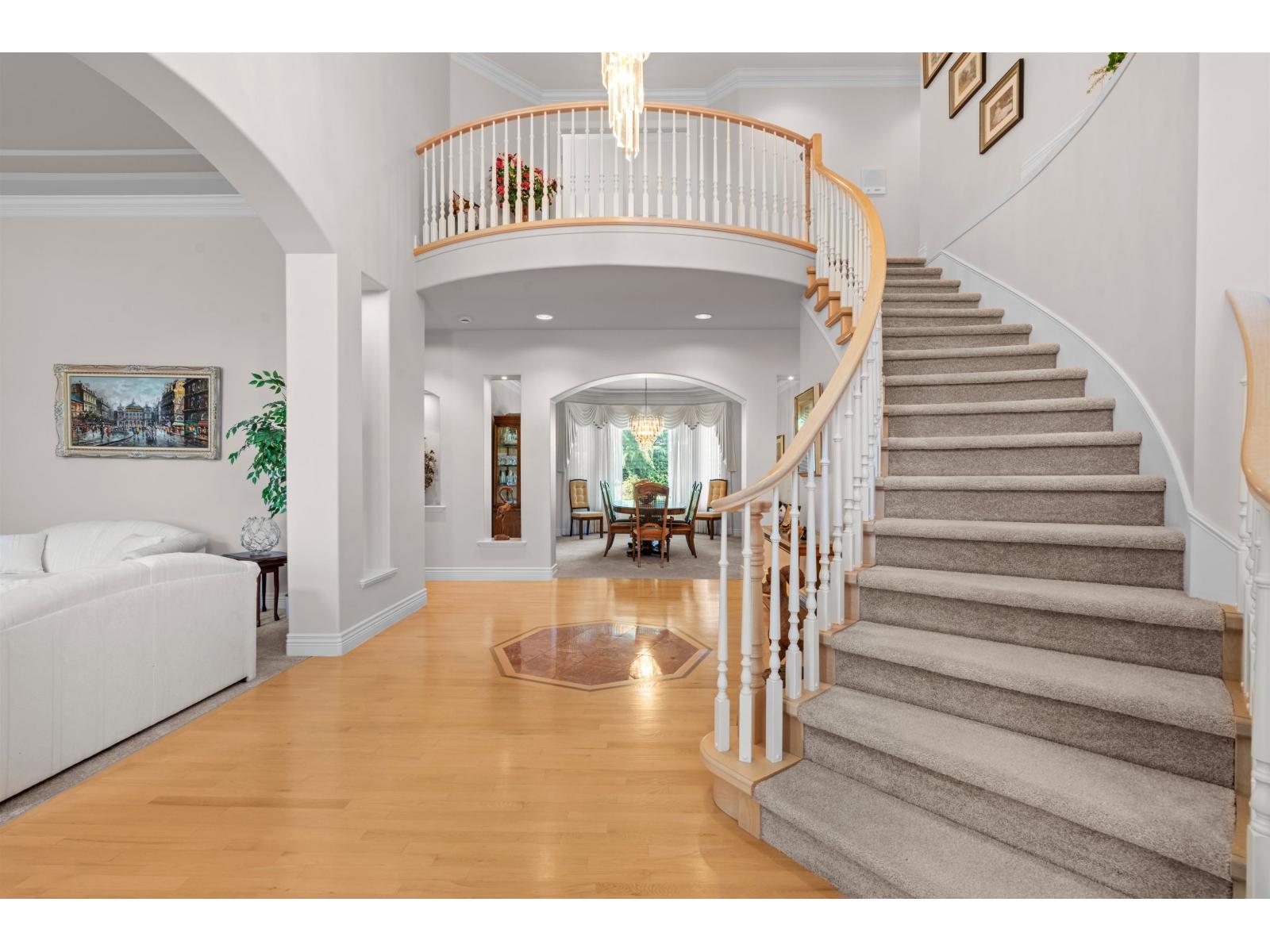 13749 21 Avenue, Surrey, British Columbia  V4A 9V6 - Photo 3 - R3140513