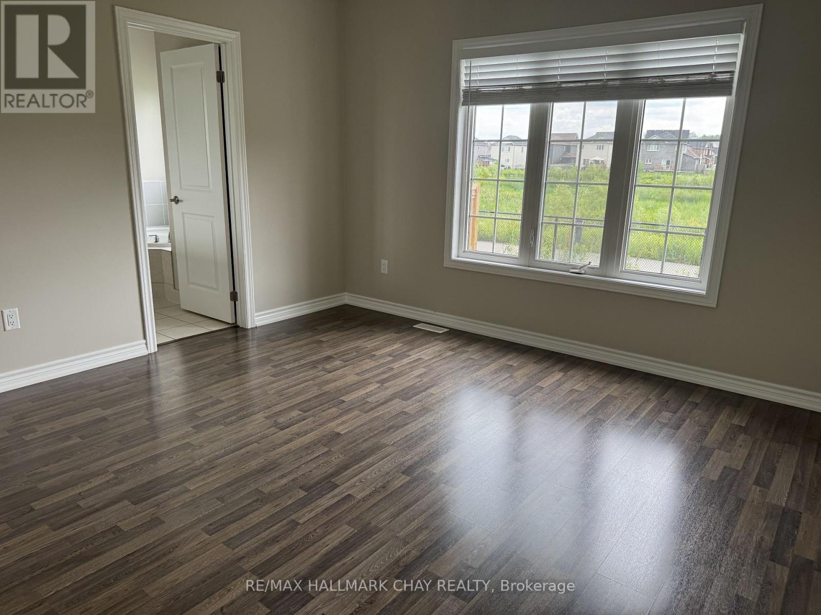 205 Prescott Drive, Clearview (Stayner), Ontario  L0M 1S0 - Photo 9 - S13496394
