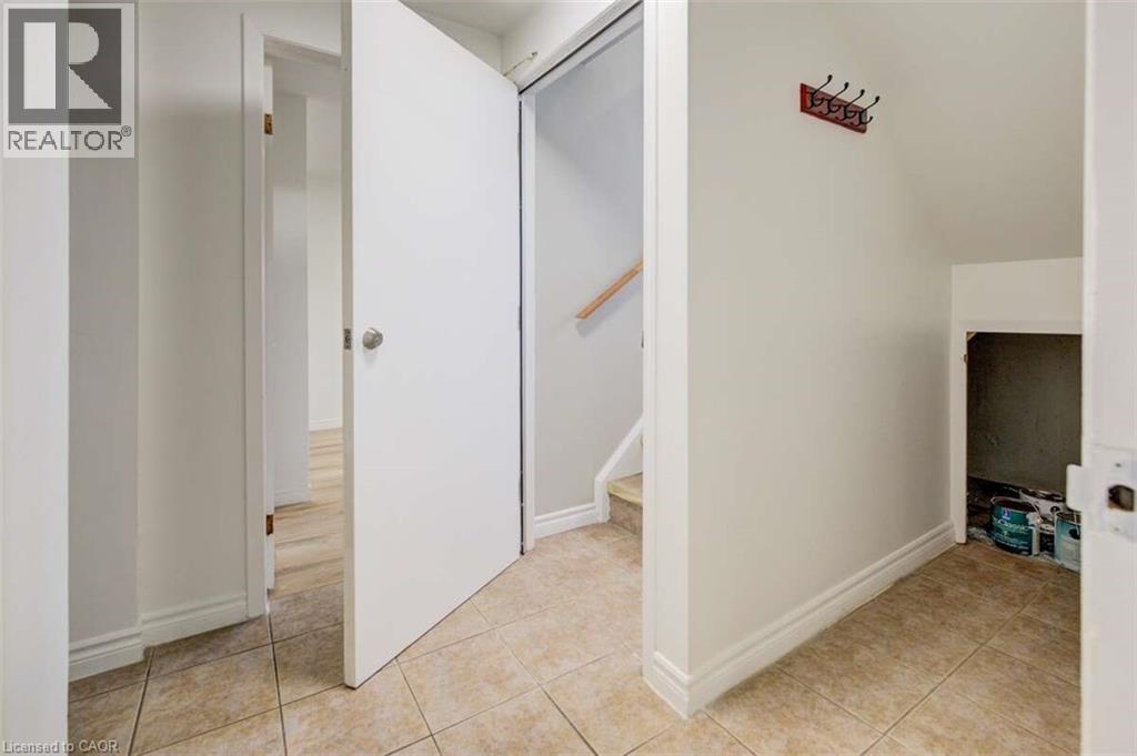 939 Strasburg Road, Kitchener, Ontario  N2E 1T6 - Photo 23 - 40843513