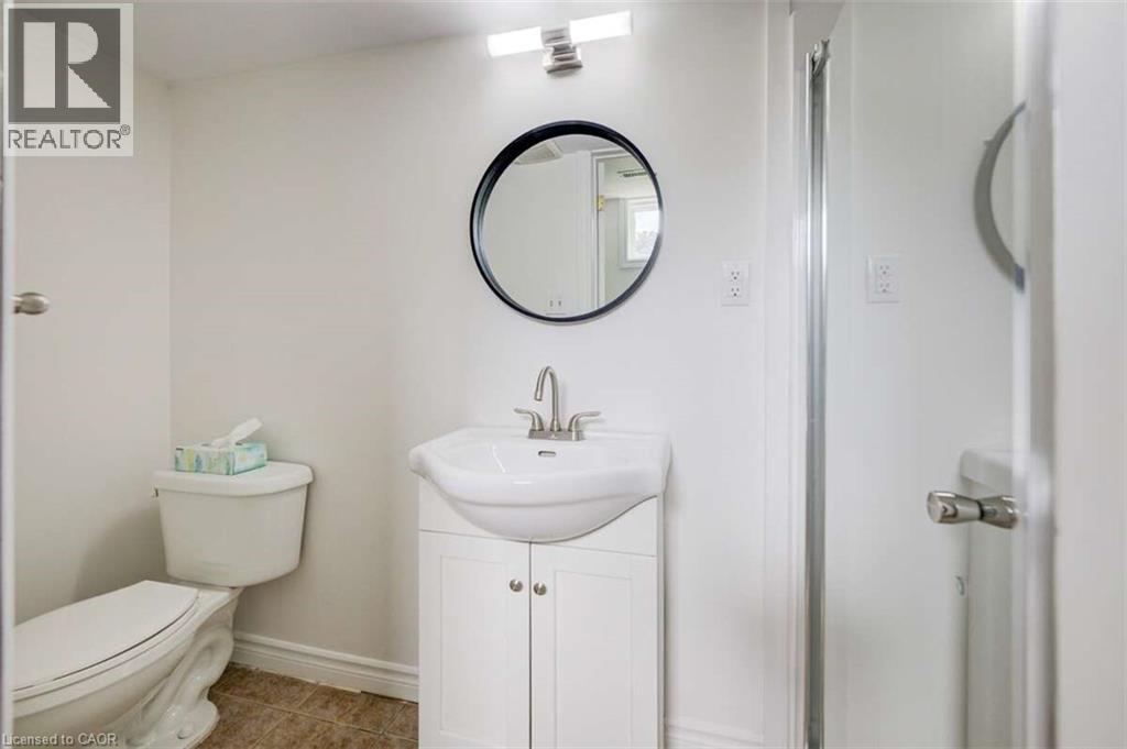 939 Strasburg Road, Kitchener, Ontario  N2E 1T6 - Photo 32 - 40843513