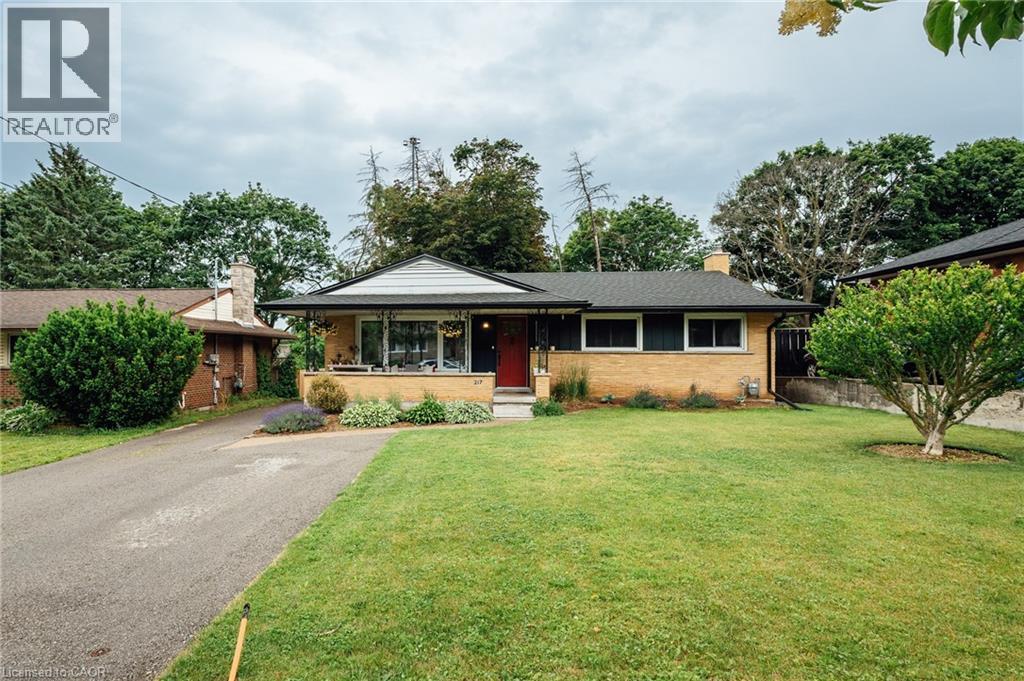 217 DIXON Street, Kitchener, Ontario
