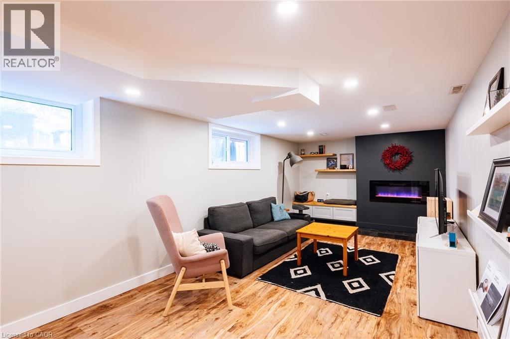 217 Dixon Street, Kitchener, Ontario  N2G 3E8 - Photo 16 - 40843210