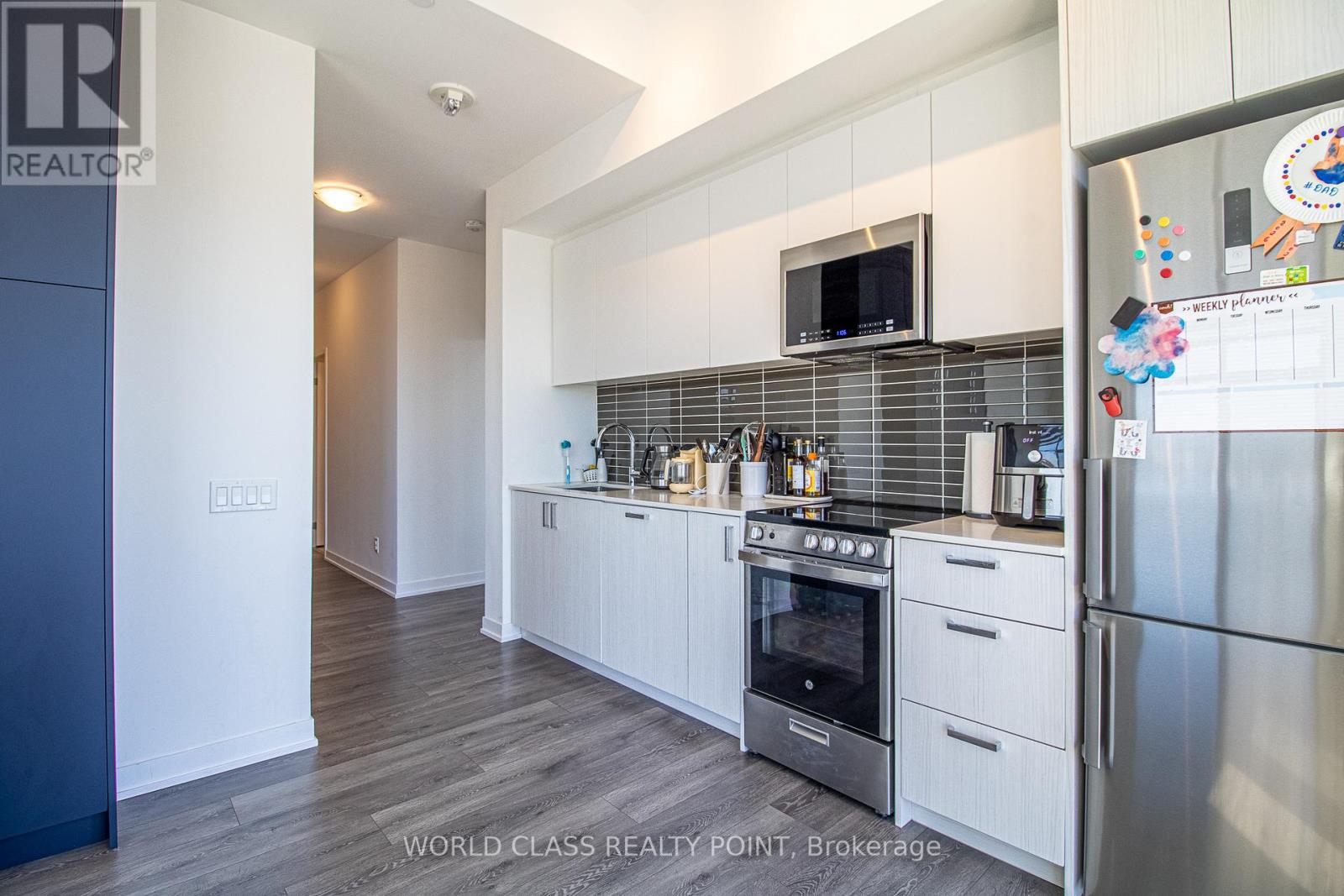 906 - 1787 St. Clair Avenue W, Toronto, Ontario  M6N 1J3 - Photo 8 - W13496362