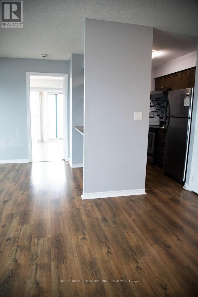 1203 - 215 Queen Street E, Brampton, Ontario  L6W 0A9 - Photo 12 - W13496380