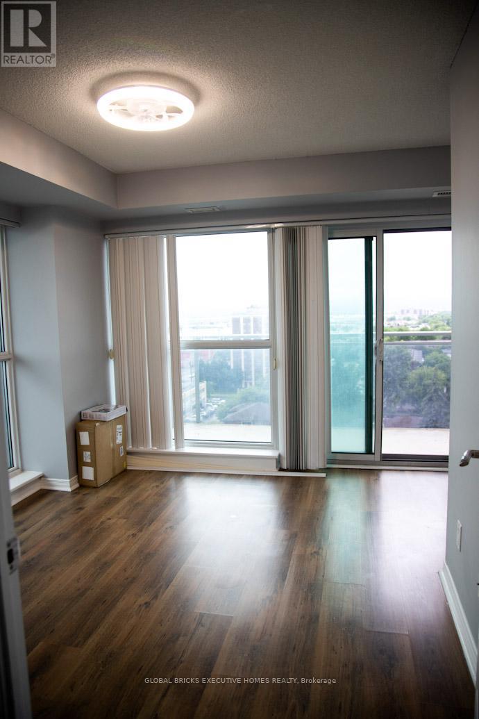 1203 - 215 Queen Street E, Brampton, Ontario  L6W 0A9 - Photo 13 - W13496380
