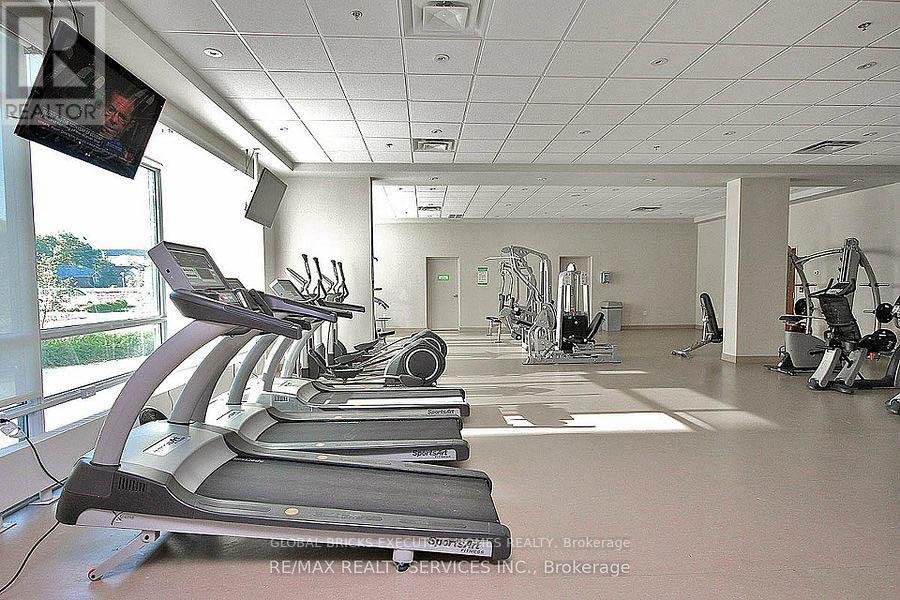 1203 - 215 Queen Street E, Brampton, Ontario  L6W 0A9 - Photo 4 - W13496380