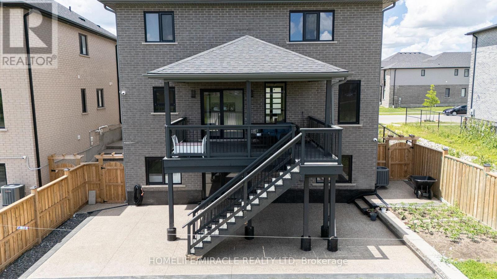 42 Grandville Circle, Brant, Ontario  N3L 0J3 - Photo 50 - X13491824