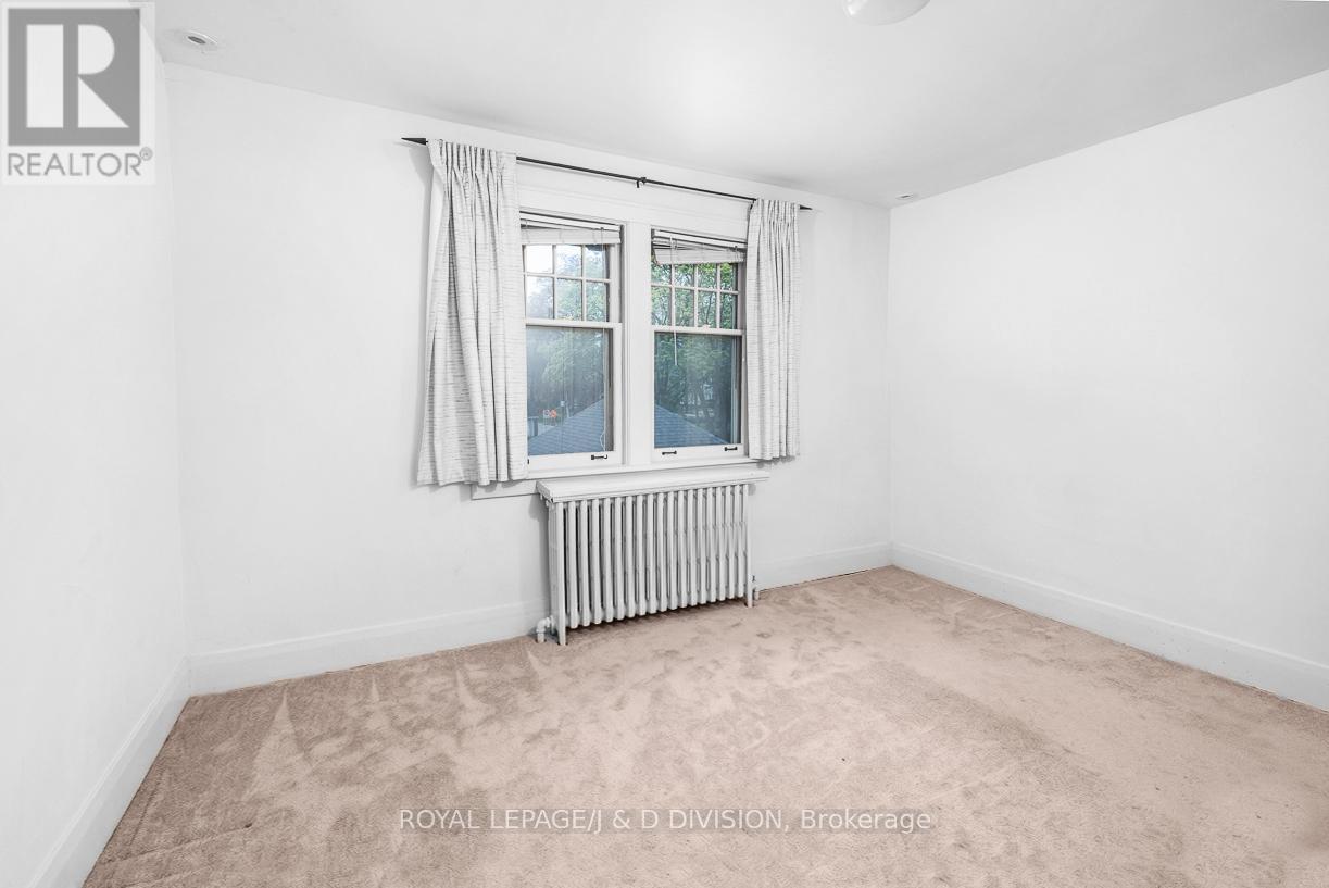 58 Lascelles Boulevard, Toronto, Ontario  M5P 2E1 - Photo 18 - C13205710
