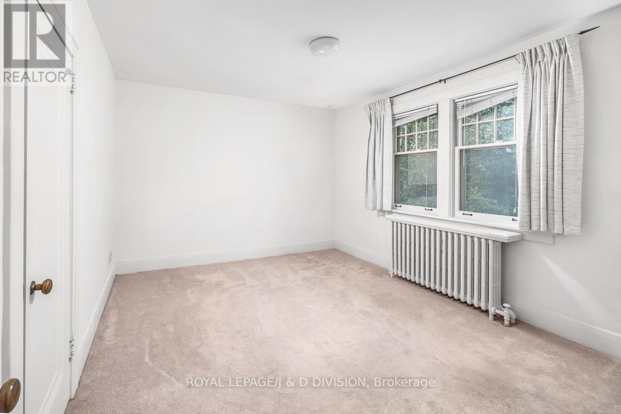 58 Lascelles Boulevard, Toronto, Ontario  M5P 2E1 - Photo 17 - C13205710