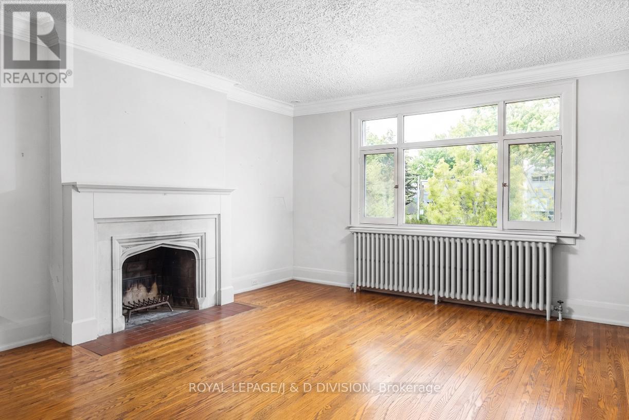 58 Lascelles Boulevard, Toronto, Ontario  M5P 2E1 - Photo 3 - C13205710
