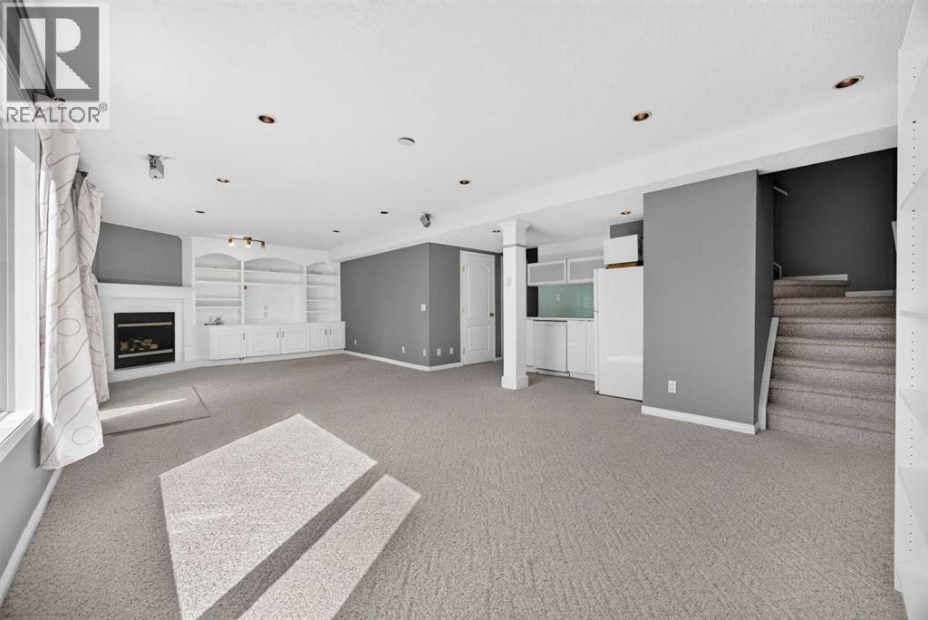 7 Signature Mews Sw, Calgary, Alberta  T3H 2V6 - Photo 31 - A2323821