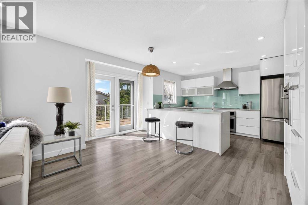 7 Signature Mews Sw, Calgary, Alberta  T3H 2V6 - Photo 11 - A2323821