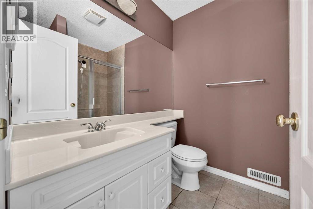 7 Signature Mews Sw, Calgary, Alberta  T3H 2V6 - Photo 34 - A2323821