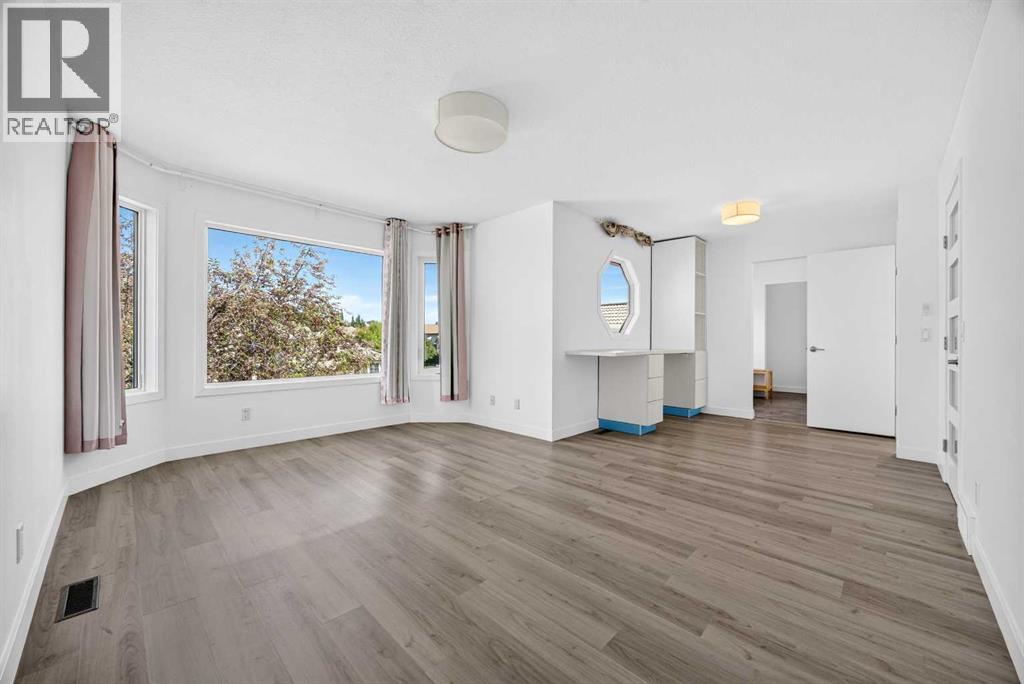 7 Signature Mews Sw, Calgary, Alberta  T3H 2V6 - Photo 20 - A2323821