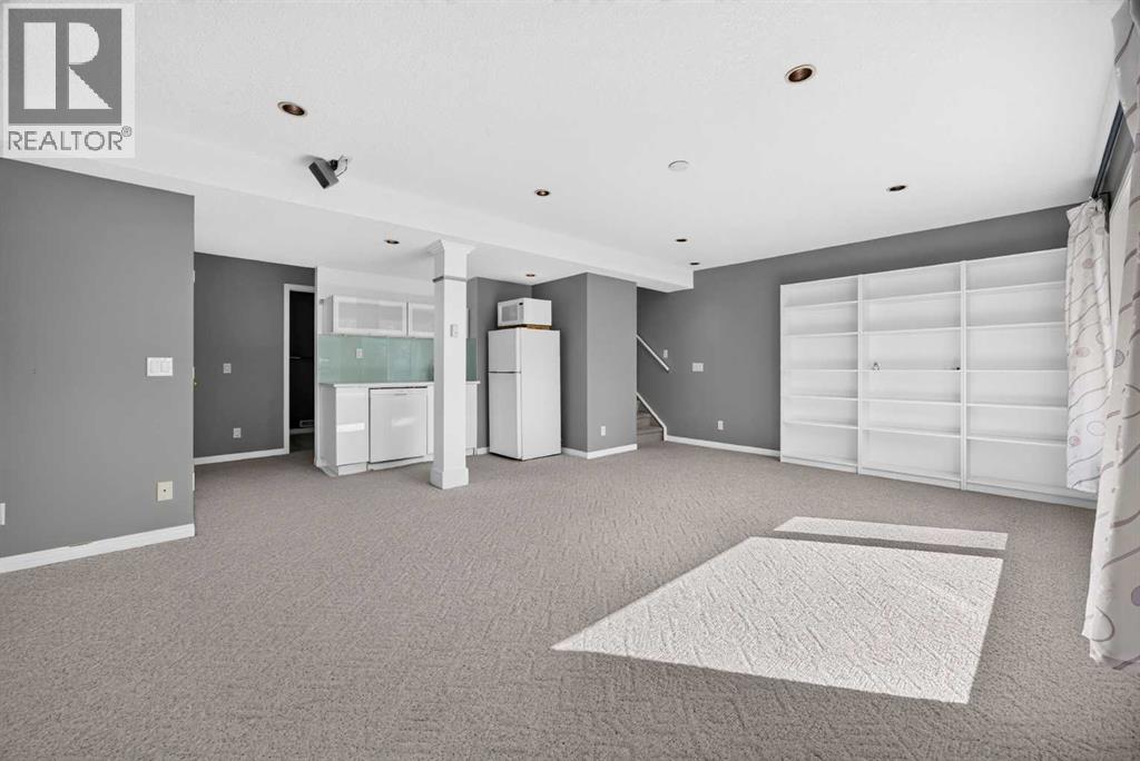 7 Signature Mews Sw, Calgary, Alberta  T3H 2V6 - Photo 30 - A2323821