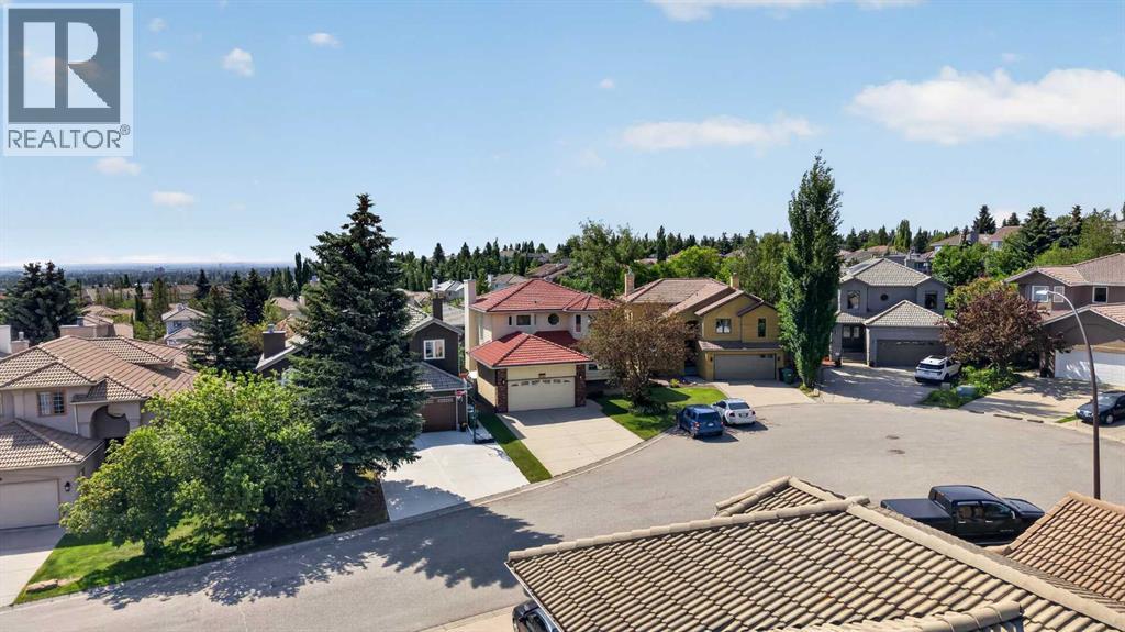 7 Signature Mews Sw, Calgary, Alberta  T3H 2V6 - Photo 44 - A2323821