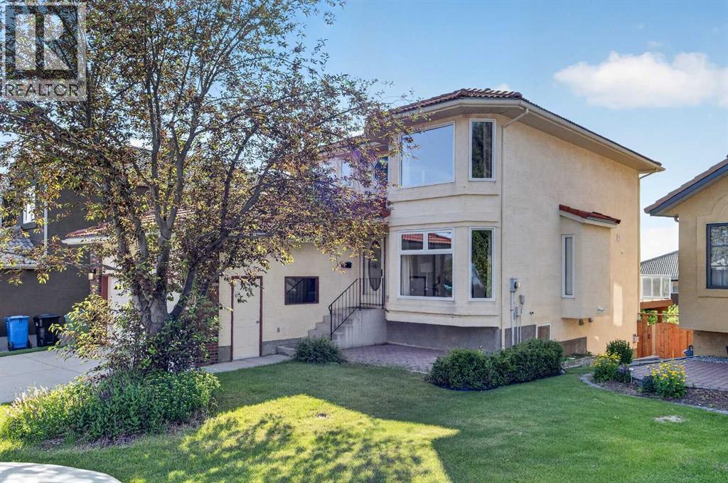 7 Signature Mews Sw, Calgary, Alberta  T3H 2V6 - Photo 2 - A2323821