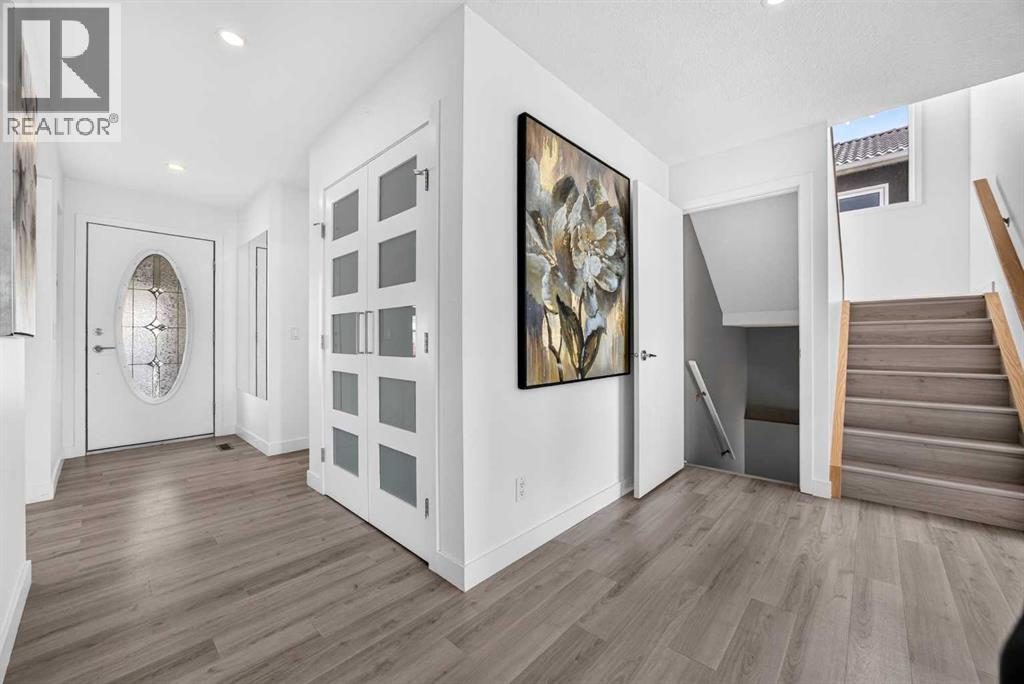 7 Signature Mews Sw, Calgary, Alberta  T3H 2V6 - Photo 16 - A2323821