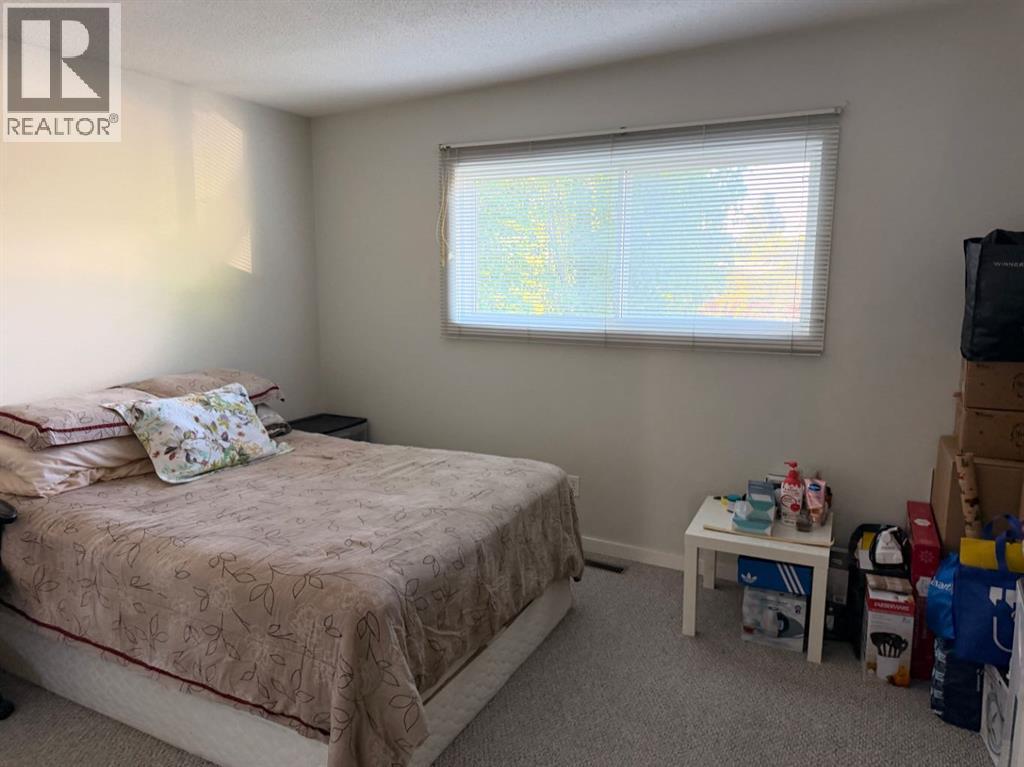 11131 Sacramento Drive SW, Calgary, Alberta  T2W 0J5 - Photo 24 - A2324329