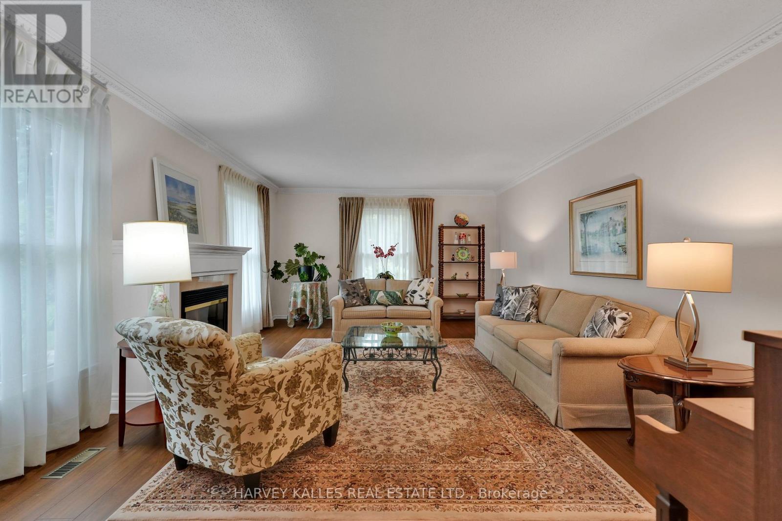 55 Aberfeldy Crescent, Markham, Ontario  L3T 4C3 - Photo 6 - N13496224