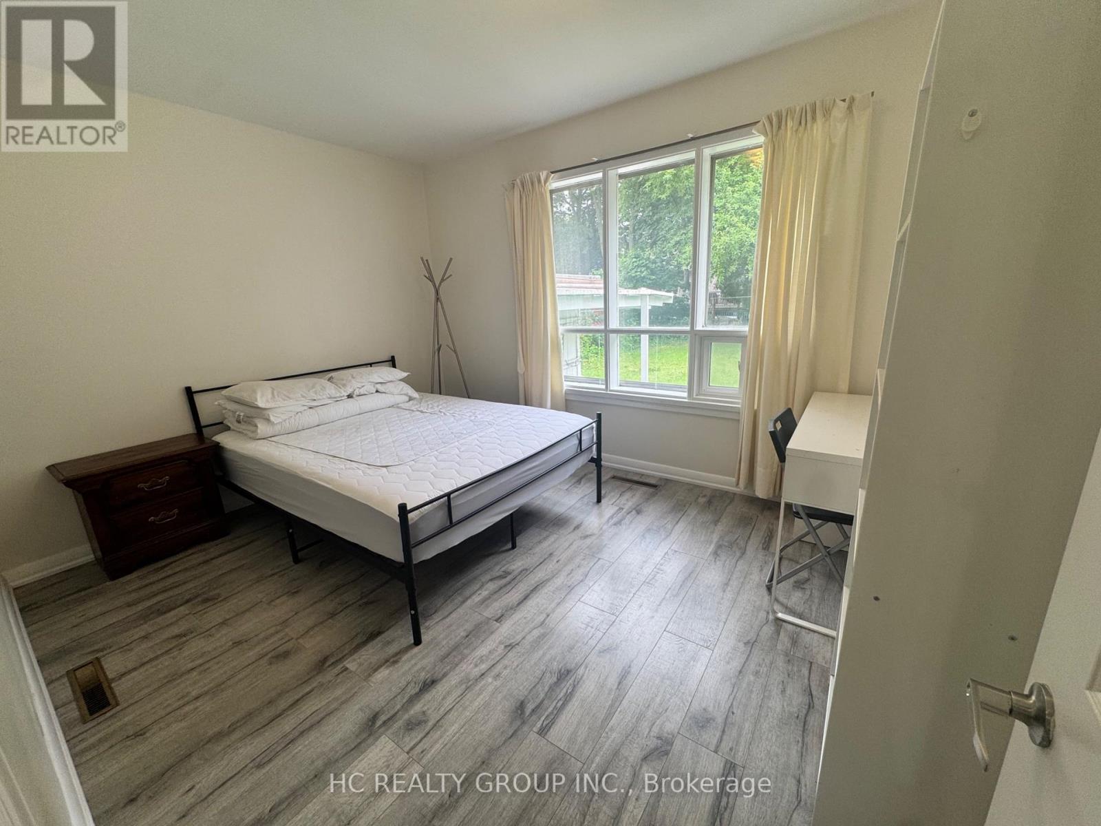 389 Ruth Avenue, Toronto, Ontario  M2M 2J1 - Photo 7 - C13473930