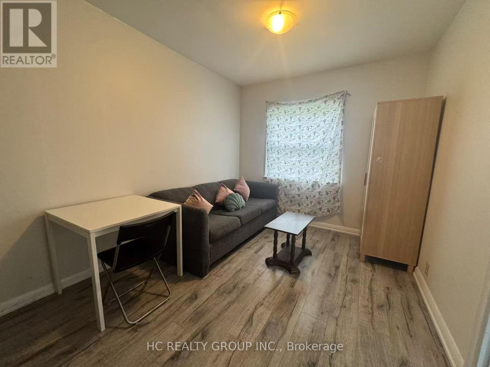 389 Ruth Avenue, Toronto, Ontario  M2M 2J1 - Photo 8 - C13473930