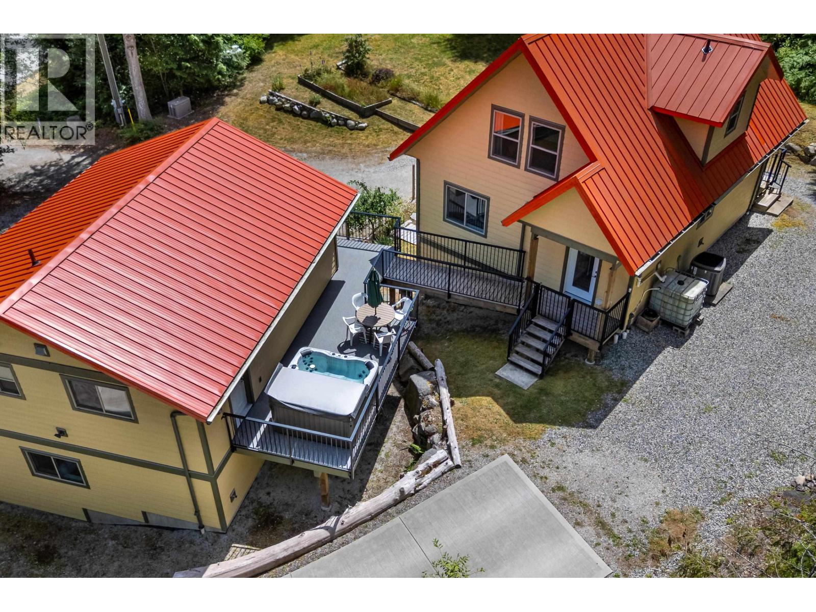 5823 Leaning Tree Road, Halfmoon Bay, British Columbia  V7Z 1C2 - Photo 28 - R3140508