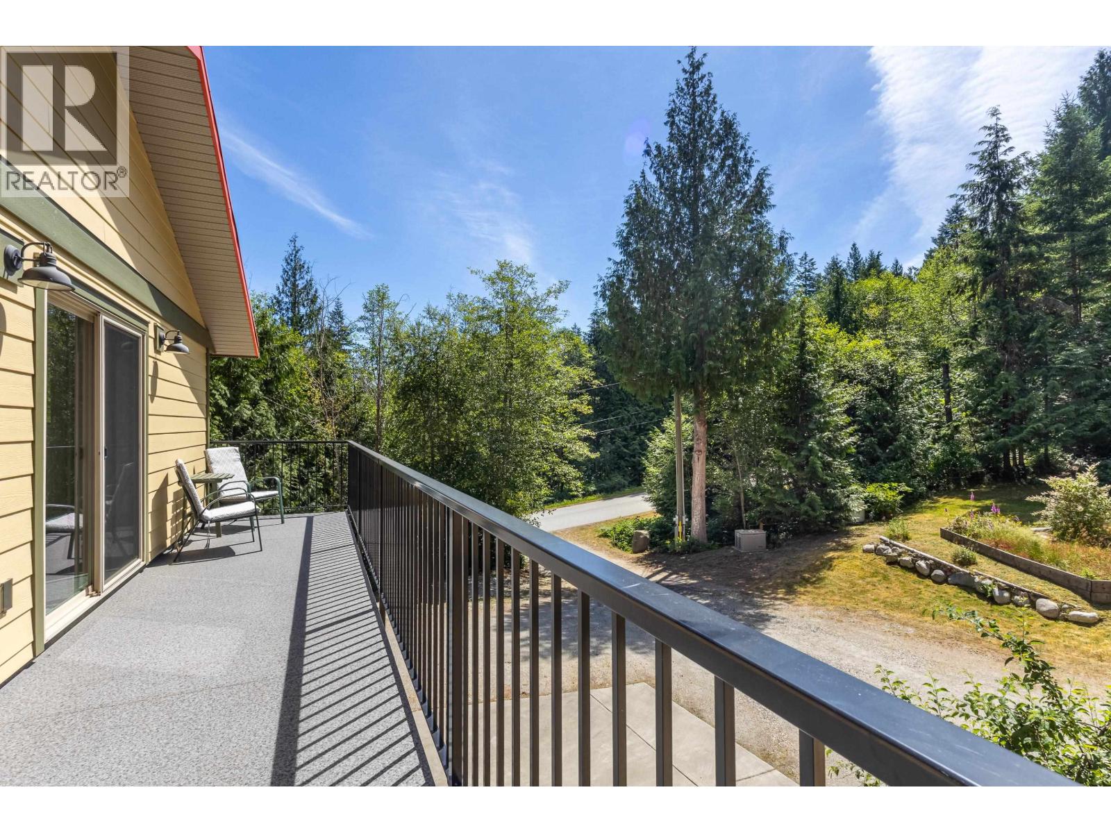 5823 Leaning Tree Road, Halfmoon Bay, British Columbia  V7Z 1C2 - Photo 36 - R3140508
